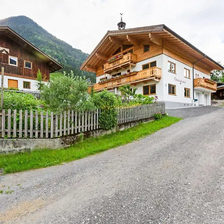 Hébergement de vacances Beautiful Mansion In Near Pass Thurn Ski Area